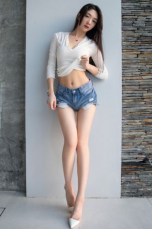 欧美头像女生个性搞怪_1080高清在线