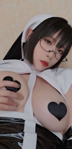 欧美成人在线播放2019_在线观看免费版